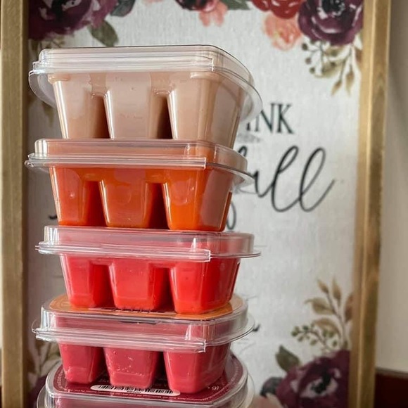 6 Scentsy Bars - Picture 2 of 3